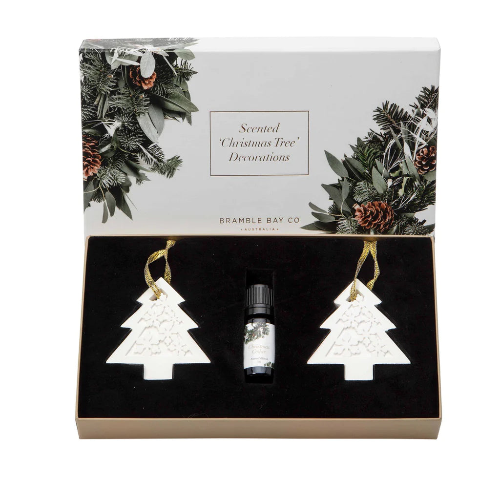 BRAMBLE BAY CHRISTMAS TREE DECORATION SCENTED SET 2